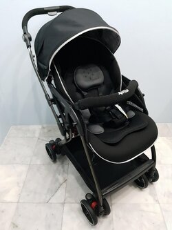 Aprica Optia สีดำ