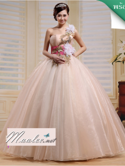 พร้อมเช่า ชุดแฟนซี ชุดราตรียาว ไหล่เดียว สีครีม Champagne แต่งดอกอกจับจีบ แต่งเลื่อม