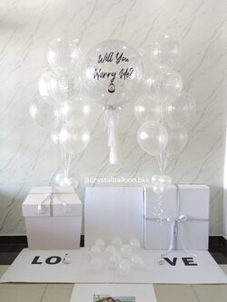 Will You Marry Me Surprise Box กล่องเซอร์ไพรส์ขอแต่งงาน Bubble ขนาด 24" กลิตเตอร์สีขาวมุก , ลูกโป่งช่อ 7 ลูก 2 ช่อ ,พร้อมตกแต่ง สามารถใส่รูปได้ 4 ใบ สามารถเปลี่ยนสีลูกโป่ง/เปลี่ยนข้อความได้