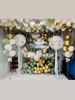 Organic Backdrop วันเกิด สุดอลังการ Theme เขียว-ทอง พร้อม ลูกโป่งยาง ขนาด 36" 2 ลูก,ช่อลูกโป่งโครเมี่ยม 10 ลูก 2 ช่อ พร้อมตกแต่ง ลูกโป่งลอยฝ้า 100 ลูก,ตัวอักษร Happy Birthday ประดับไฟ ราคาโทรสอบถาม สามารถเปลี่ยนสีลูกโป่ง/เปลี่ยนข้อความ/เปลี่ยนขนาดได้