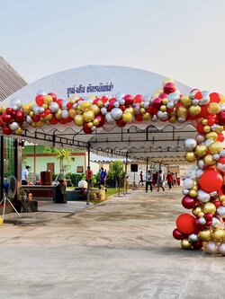 Organic Backdrop Grand Opening สีสัน สะดุดตา พร้อมตกแต่ง ราคาโทรสอบถาม