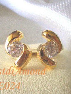 +++ต่างหูClassic เรียบๆ ดูดี ไม่ล้าสมัย ใส่ได้ทั้งแนวนอน และ แนวตั้ง รหัส BE024+++