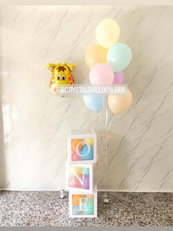 ลูกโป่ง วันเกิดเด็ก ช่อลูกโป่ง ช่อ 7 ลูก 1 ช่อ สีพาสเทล พร้อม ฟอยล์ยีราฟ 1 ชิ้น พร้อม กล่องใส ขนาด 12" ติดตัวอักษร 3 กล่อง พร้อมตกแต่ง สามารถเปลี่ยนสีลูกโป่ง/เปลี่ยนข้อความ/เปลี่ยนฟอยล์ตกแต่งได้