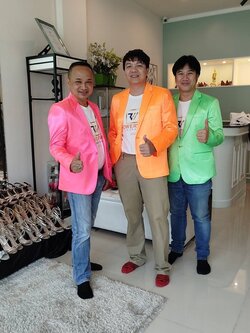 พร้อมเช่า ชุดสูทชาย แฟชั่น Set คละสี สูทตัด (ไม่มีเสื้อกั๊ก)