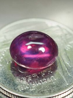 ทับทิมสีม่วงชมพูสวย 4.20 กะรัตหลังเบี้ย (1241)