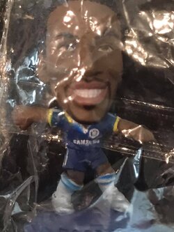 ตุ๊กตาโมเดลนักฟุตบอล ม.เอสเซียง สโมสรเชลซี โครินเธียน ไมโครสตาร์ - EPL 08/09 Series 17/2008 Blue Base - MC11644 ใหม่ / M.ESSIEN CHELSEA Football Club Corinthian MicroStars Football Figure - EPL 08/09 Series 17/2008 Blue Base - MC11644 NEW