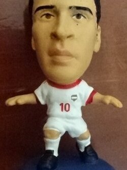 ตุ๊กตาโมเดลนักฟุตบอล ราอูล ทีมชาติสเปน โครินเธียน ไมโครสตาร์ - Series 6/2002 Blue Base - MC973 ใหม่ / RAUL SPAIN National Football Team Corinthian MicroStars Football Figure - Series 6/2002 Blue Base - MC973 NEW