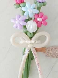 Flower Balloon Medium Bouquet ช่อ 6 ดอก พร้อมตกแต่ง สามารถเปลี่ยนสีลูกโป่ง/เปลี่ยนข้อความได้