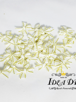 โบว์ขาวขอบทอง