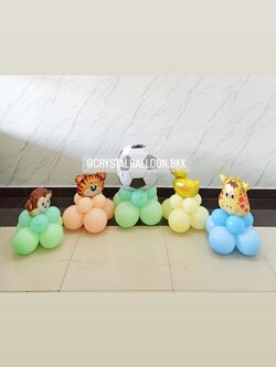 ลูกโป่ง วันเกิดเด็ก ฟอยล์ฟุตบอล ตั้งฐาน 1 ชิ้น พร้อม ฟอยล์ตกแต่ง ตั้งฐาน 4 ชิ้น พร้อมตกแต่ง สามาารถเปลี่ยนสีลูกโป่ง/เปลี่ยนฟอยล์ตกแต่งได้