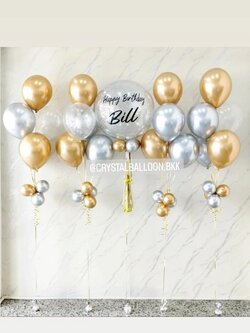 ลูกโป่ง วันเกิด Bubble ขนาด 24" กลิตเตอร์สีเงิน 1 ลูก พร้อม ช่อลูกโป่งสีโครเมี่ยม ช่อ 5 ลูก 4 ช่อ Theme สีทองอ่อนโครเมี่ยม-เงินโครเมี่ยม พร้อมตกแต่ง สามารถเปลี่ยนสีลูกโป่ง/เปลี่ยนข้อความ/เปลี่ยนขนาดได้