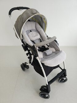 Aprica Luxuna Sofa Cushion สีเทา