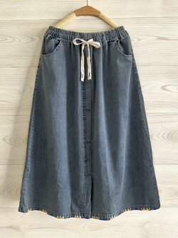 กระโปรงยีนส์แต่งชายปัก