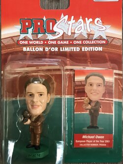 ตุ๊กตาโมเดลนักฟุตบอล ม.โอเว่น สโมสรลิเวอร์พูล โครินเธียน โปรสตาร์ - Ballon d'Or Limited Edition Series ใหม่ / M.OWEN LIVERPOOL Football Club Corinthian ProStars Football Figure - Ballon d'Or Limited Edition Series NEW