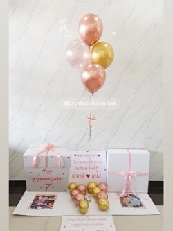 Surprised Box กล่องเซอร์ไพรส์ พร้อม ลูกโป่ง 4 ลูก พร้อมตกเเต่ง สามารถใส่รูปได้ 2 ใบ สามารถเปลี่ยนสีลูกโป่ง/เปลี่ยนสีข้อความได้