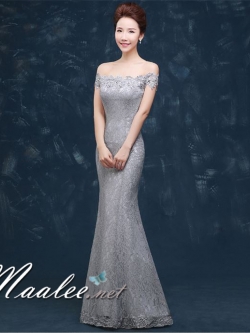 พร้อมเช่า ชุดราตรียาว แบบปาดไหล่ เข้ารูป ทรงหางปลา สีเทา ผ้าลูกไม้ แต่งเลื่อมสุดหรู (เชือกผูกหลัง)