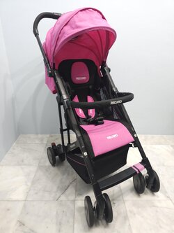 Recaro รุ่น Easylife สีชมพู