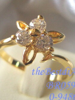 ชื่อสินค้า: แหวนเพชรรูปดอกไม้ แบบนี้อ่อนช้อยดีนะคะ ก้านแหวนไม่ใหญ่ด้วยค่ะ งานสวยมีดีไซน์ รหัส BR059 ชุปทองแท้ 24 K 5 ไมครอน