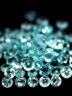 พลอยอะพาไทต์ (Apatite) 2.98 กะรัต 81 ชิ้น 2 มม.