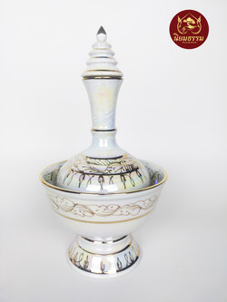 ที่กรวดน้ำมุกกลายทอง ขนาด สูง 9 นิ้ว