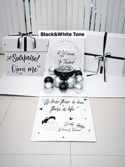 ลูกโป่ง แสดงความยินดี Surprise Box Bubble ขนาด 18" ตั้งฐาน Theme สีขาว-ดำ พร้อมตกแต่ง สามารถใส่รูปได้ 2 ใบ สามารถเปลี่ยนสีลูกโป่ง/เปลี่ยนข้อความได้