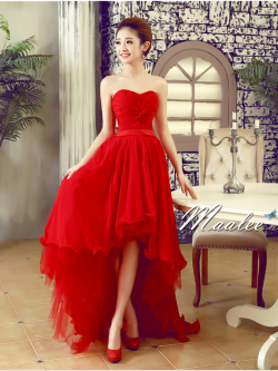 พร้อมเช่า ชุดราตรีสั้น เกาะอก หน้าสั้นหลังยาว คอจับเดรปรูปหัวใจ สีแดง