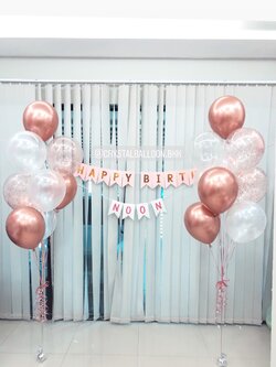 ลูกโป่ง วันเกิด Theme สีโรสโกล พร้อม ป้ายธง Happy Birthday,ชื่อเจ้าของวันเกิด 4 ตัวอักษร พร้อมตกแต่ง สามารถเปลี่ยนสีลูกโป่ง/เปลี่ยนชื่อเจ้าของวันเกิดที่ป้ายธงได้
