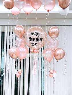 ลูกโป่ง Happy New Year Bubble ขนาด 24" Theme สีโรสโกล พร้อมตกแต่ง ช่อลูกโป่ง 5 ลูก 2 ช่อ,ลูกโป่งลอยฝ้า 10 ลูก,ลูกโป่งใส ใส่กลิตเตอร์ สามารถเปลี่ยนสีลูกโป่ง/เปลี่ยนข้อความ/เปลี่ยนขนาดได้
