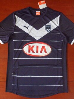 เสื้อฟุตบอล ทีมสโมสรชิรงแด็งส์ เดอ บอร์กโดซ์ ชุดเหย้า 2011/12 ใหม่ M-Size / GIRONDINS de BORDEAUX Football Shirt Home Kit 2011/12 Jersey NEW M-Size