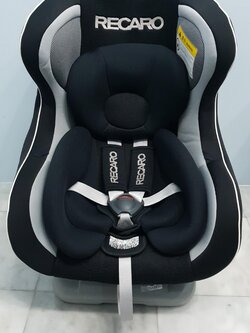 RECARO รุ่น Start +i สีดำ