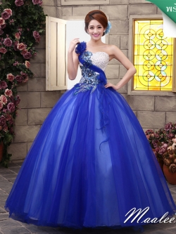 พร้อมเช่า ชุดแฟนซี ชุดราตรียาว สีน้ำเงิน เกาะอกไหล่เดียว แต่งดอกไม้ช่วงบน กระโปรงพองสวย