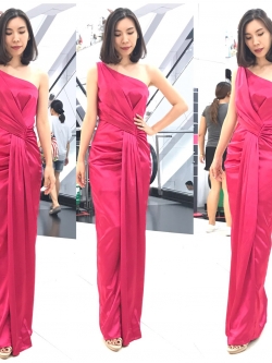 พร้อมเช่า ชุดเดรส เดรสไหล่เดียว แพทเทิร์นเก๋ จับเดรปหน้า สีบานเย็น