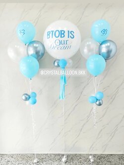 ลูกโป่ง เปิดงาน ลูกโป่งยาง ขนาด 24" สีขาว 1 ลูก พร้อม ช่อลูกโป่ง ช่อ 5 ลูก 2 ช่อ Theme สีขาว-ฟ้า พร้อมตกแต่ง สามารถเปลี่ยนสีลูกโป่ง/เปลี่ยนข้อความ/เปลี่ยนขนาดได้