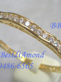 ชื่อสินค้า: +++ กำไลลายฉลุรอบวงค่ะ Classic ฿ Luxury สไตน์ งามงด อ่อนช้อย หรูหรา สวยมาก รหัส BB011+++