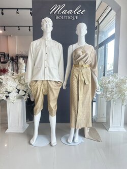 เช่า ชุดไทย ชุดเพื่อนเจ้าสาว ชุดไทยผ้าถุงสีเทาชาทอง สไบสีทองน้ำตาล