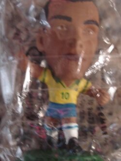 ตุ๊กตาโมเดลนักฟุตบอล ริวัลโด้ ทีมชาติบราซิล โครินเธียน ไมโครสตาร์ - Series 4/2001 Green Base - MC467 ใหม่ / RIVALDO BRAZIL National Football Team Corinthian MicroStars Football Figure - Series 4/2001 Green Base - MC467 NEW