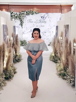 พร้อมเช่า ชุดราตรีสั้น สำหรับสาวอวบ ปาดไหล่ สีเขียว