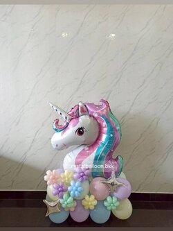 ลูกโป่งวันเกิดเด็ก ฟอยล์หัวยูนิคอร์น ตั้งฐาน 1 ชิ้น , พร้อมลูกโป่งไส้ไก่ดอกไม้ตกแต่ง , ลูกโป่งสามารถเปลี่ยนสีได้