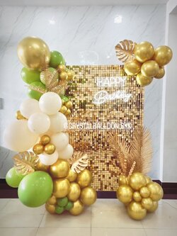 Organic Backdrop วันเกิด Theme เขียว-ทอง ฉากวิบวับ ขนาด 1.5x2 พร้อมตกแต่ง ตัวอักษรไฟ,ใบไม้ทองประดับ สามารถเปลี่ยนสีลูกโป่งได้