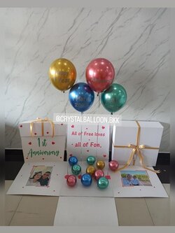 Happy Birthday Surprised Box กล่องเซอร์ไพร์วันเกิด พร้อมตกแต่งลูกโป่งโครเมี่ยม 4 ลูก สามารถใส่รูปได้ 2 ใบ สามารถเปลี่ยนสีลูกโป่ง/เปลี่ยนข้อความได้