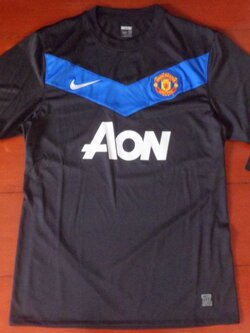 เสื้อฟุตบอล ทีมสโมสรแมนเชสเตอร์ ยูไนเต็ด Player EPL/UCL Version ชุดเยือน 2010/11 ใหม่ L-Size / MANCHESTER UNITED Football Shirt Player EPL/UCL Version Away Kit 2010/11 Jersey NEW L-Size