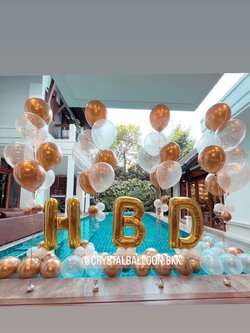 ลูกโป่ง วันเกิด ฟอยล์ตัวอักษร ขนาด 40" ตั้งฐาน สีทอง 3 ตัวอักษร พร้อม ช่อลูกโป่ง ช่อ 7 ลูก 4 ช่อ,ลูกโป่งใส ใส่กลิตเตอร์ พร้อม ลูกโป่งโปรยพื้น 50 ลูก พร้อมตกเเต่ง สามารถเปลี่ยนสีลูกโป่ง/เปลี่ยนสี-ฟอยล์ตัวอักษรได้