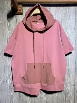 เสื้อยืดฮู้ดแต่งกระเป๋า 9am