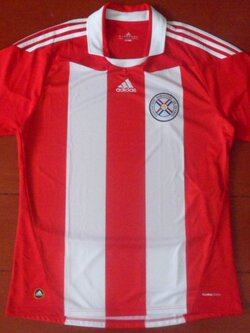 เสื้อฟุตบอล ทีมชาติปารากวัย ชุดเหย้า ชุดลุยศึกฟุตบอลโลก 2010 ใหม่ L-Size / PARAGUAY Football Shirt Home Kit World Cup 2010 Jersey NEW L-Size
