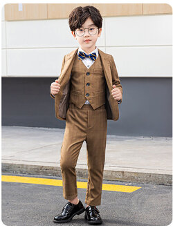 พร้อมเช่า ชุดสูทเด็กชาย สีน้ำตาลลายตาราง ** พร้อมเช่าไซส์ 110 130 **