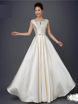 พร้อมเช่า ชุดราตรียาว แบบแขนกุด ผ้าซาตินเรียบหรู แต่งโบว์2ชั้น ช่วงเอว สีครีม Champagne (เชือกผูกหลัง)