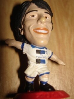 ตุ๊กตาโมเดลนักฟุตบอล จ.โซล่า สโมสรเชลซี โครินเธียน ไมโครสตาร์ - Series 7/2003 Red Base - MC1507 / G.ZOLA CHELSEA Football Club Corinthian MicroStars Football Figure - Series 7/2003 Red Base - MC1507