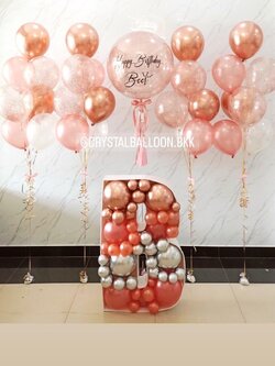 ลูกโป่ง วันเกิด Bubble ขนาด 24" Theme โรสโกล พร้อม ช่อลูกโป่ง 7 ลูก 4 ช่อ,ลูกโป่งใส ใส่กลิตเตอร์ พร้อมตกแต่ง แท่นตัวอักษร ขนาด 90 ซม. สามารถเปลี่ยนสีลูกโป่ง/เปลี่ยนข้อความ/เปลี่ยนขนาด/เปลี่ยนสี-แท่นตัวอักษรได้