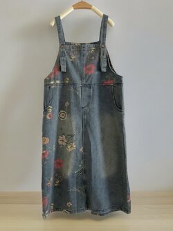 เอี๊ยมกระโปรงยีนส์ลายดอกไม้