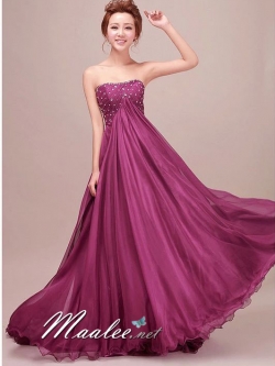 พร้อมเช่า ชุดราตรียาว เกาะอก สีม่วงแบบเรียบหรู ทรงเอ ทิ้งชายด้านหลัง